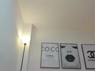 emilyy-kors's Live Sex Cam Show