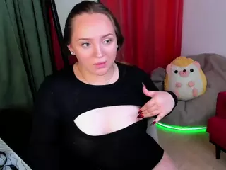 IttybittyDice's Live Sex Cam Show