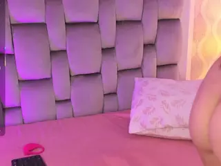 meloddyparker's Live Sex Cam Show