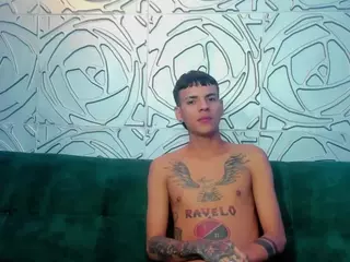 Swin-sex01's Live Sex Cam Show