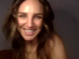 Zoe's Live Sex Cam Show