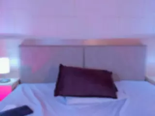 ApriilFox's Live Sex Cam Show