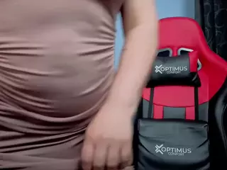 charlotteelovee69's Live Sex Cam Show
