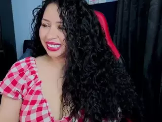 charlotteelovee69's Live Sex Cam Show