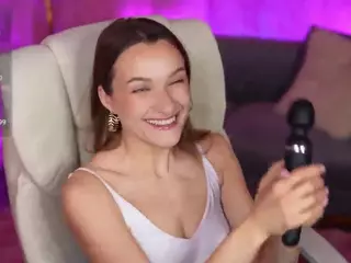 EmmySkyy's Live Sex Cam Show