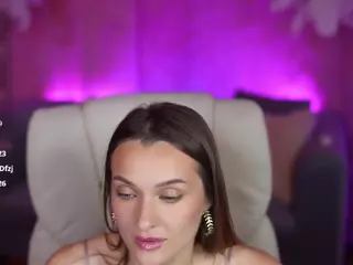 EmmySkyy's Live Sex Cam Show