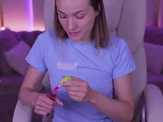 EmmySkyy's Live Sex Cam Show