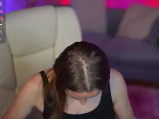 EmmySkyy's Live Sex Cam Show