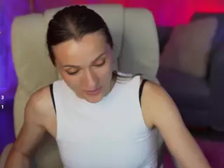EmmySkyy's Live Sex Cam Show