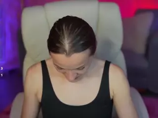 EmmySkyy's Live Sex Cam Show