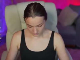 EmmySkyy's Live Sex Cam Show