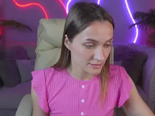 EmmySkyy's Live Sex Cam Show