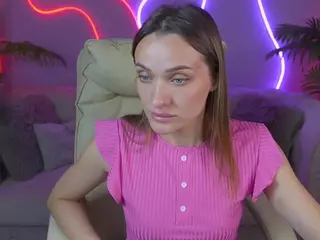 EmmySkyy's Live Sex Cam Show