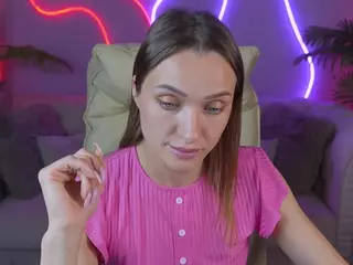 EmmySkyy's Live Sex Cam Show