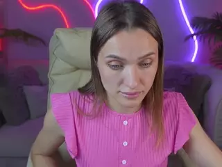 EmmySkyy's Live Sex Cam Show
