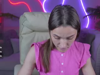 EmmySkyy's Live Sex Cam Show