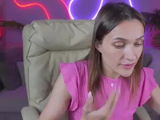 EmmySkyy's Live Sex Cam Show
