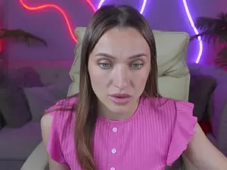 EmmySkyy's Live Sex Cam Show