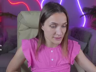 EmmySkyy's Live Sex Cam Show