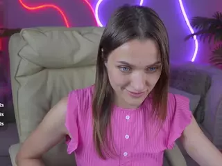 EmmySkyy's Live Sex Cam Show