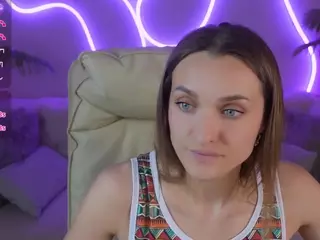 EmmySkyy's Live Sex Cam Show