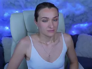 EmmySkyy's Live Sex Cam Show
