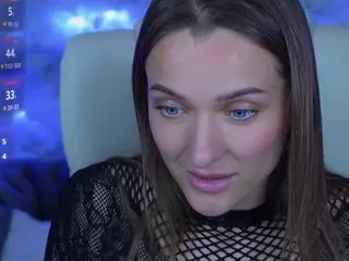 EmmySkyy's Live Sex Cam Show