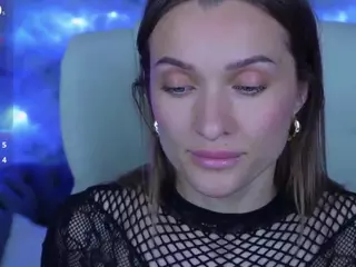 EmmySkyy's Live Sex Cam Show