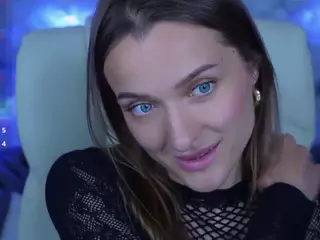 EmmySkyy's Live Sex Cam Show