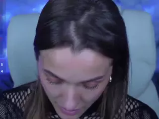 EmmySkyy's Live Sex Cam Show