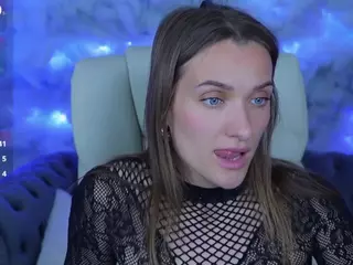 EmmySkyy's Live Sex Cam Show