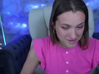 EmmySkyy's Live Sex Cam Show