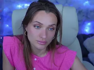 EmmySkyy's Live Sex Cam Show