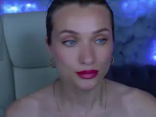 EmmySkyy's Live Sex Cam Show