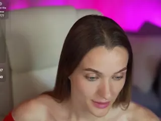EmmySkyy's Live Sex Cam Show