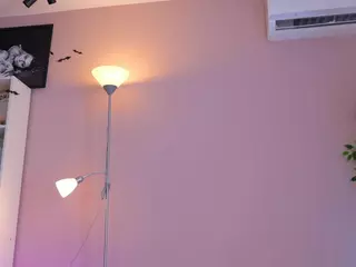 Vesia's Live Sex Cam Show