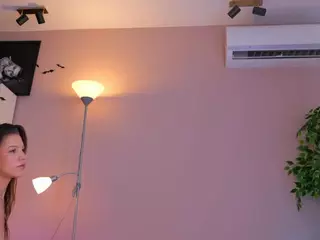 Vesia's Live Sex Cam Show