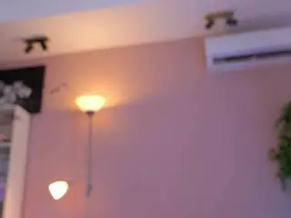 Vesia's Live Sex Cam Show