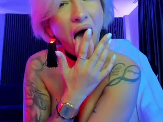 ViolinMoves's Live Sex Cam Show