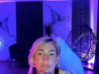 ViolinMoves's Live Sex Cam Show