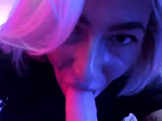 ViolinMoves's Live Sex Cam Show