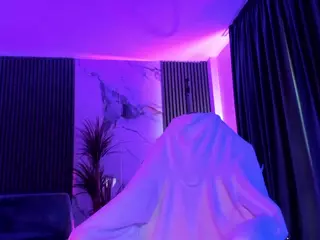 ViolinMoves's Live Sex Cam Show