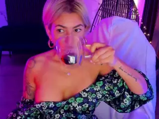 ViolinMoves's Live Sex Cam Show