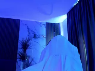ViolinMoves's Live Sex Cam Show