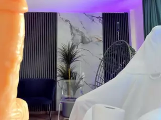 ViolinMoves's Live Sex Cam Show