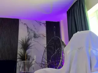 ViolinMoves's Live Sex Cam Show