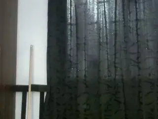 lishainparis18's Live Sex Cam Show