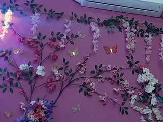 skinnybarbie022's Live Sex Cam Show