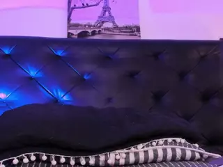 vale-stone's Live Sex Cam Show