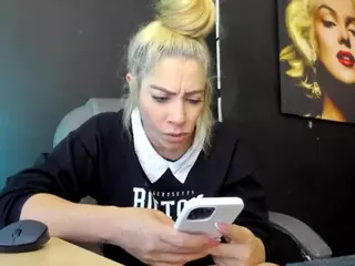 Viktoria-daviss's Live Sex Cam Show